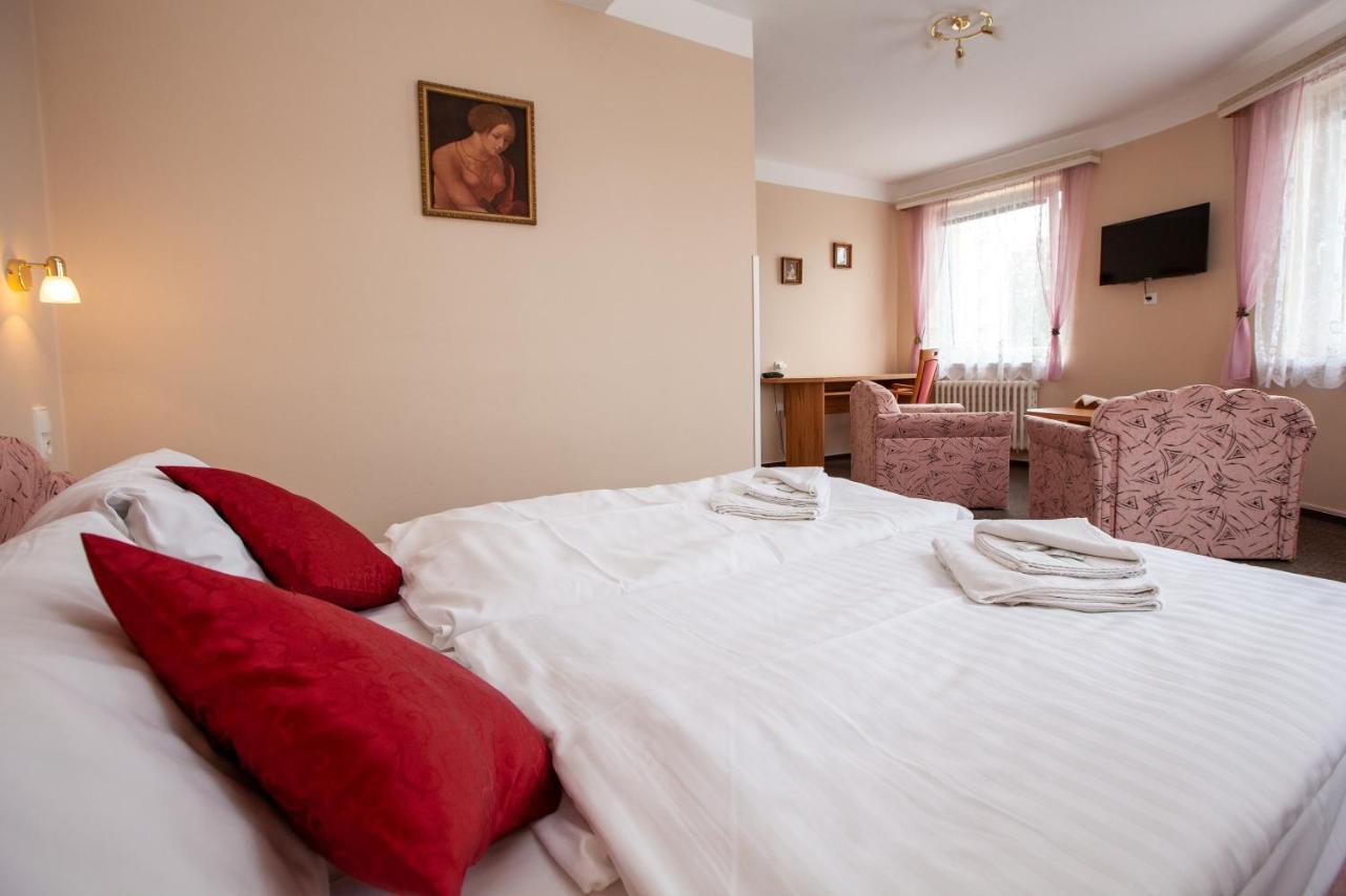 Hotel Stella Plzeň Dış mekan fotoğraf