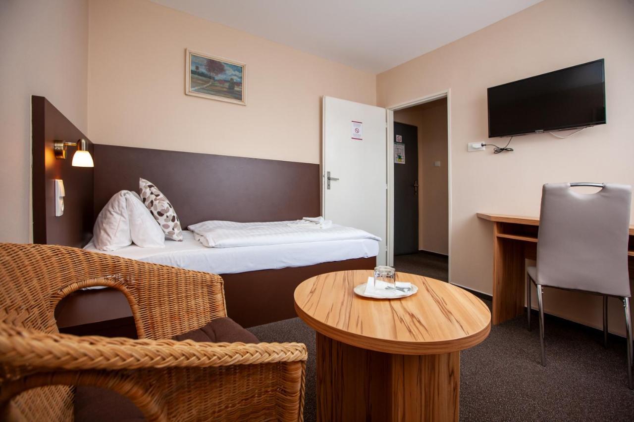 Hotel Stella Plzeň Dış mekan fotoğraf