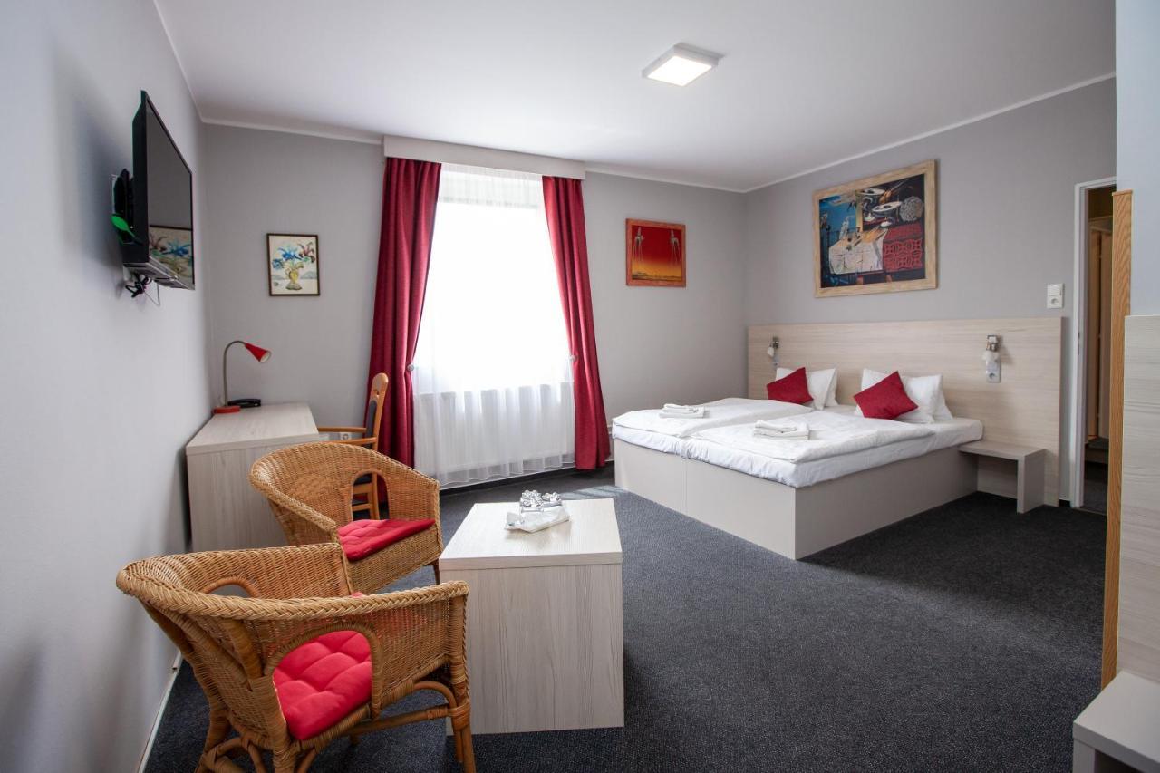 Hotel Stella Plzeň Dış mekan fotoğraf