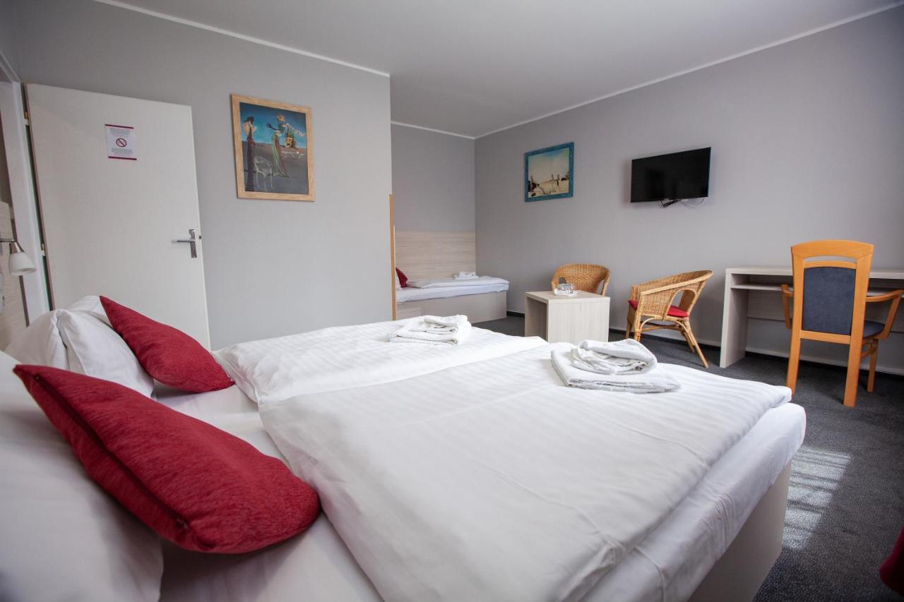 Hotel Stella Plzeň Dış mekan fotoğraf